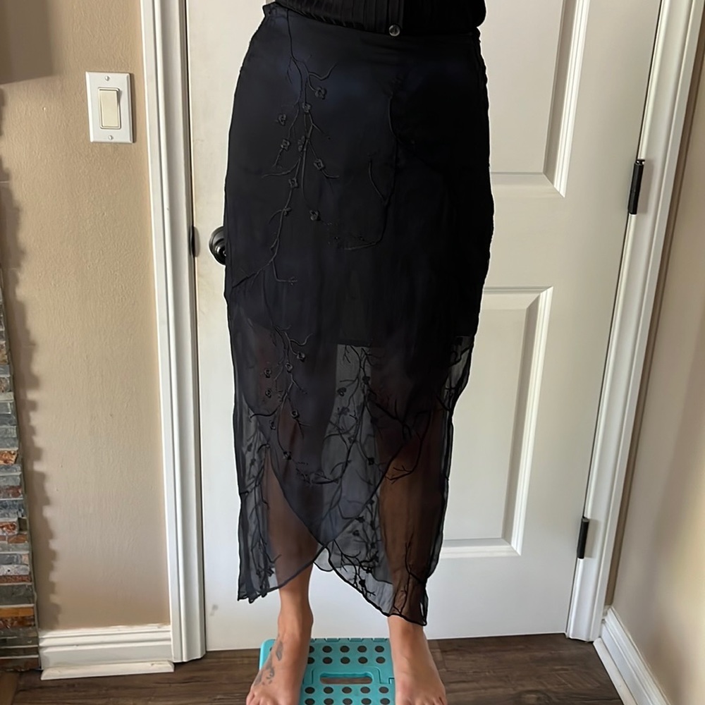 SHE by Sheri Bodell shear midnight blue/black skirt with liner. Size Small